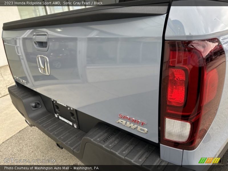 Sonic Gray Pearl / Black 2023 Honda Ridgeline Sport AWD