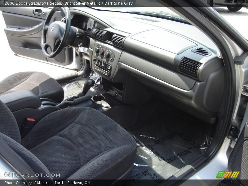 Bright Silver Metallic / Dark Slate Grey 2006 Dodge Stratus SXT Sedan