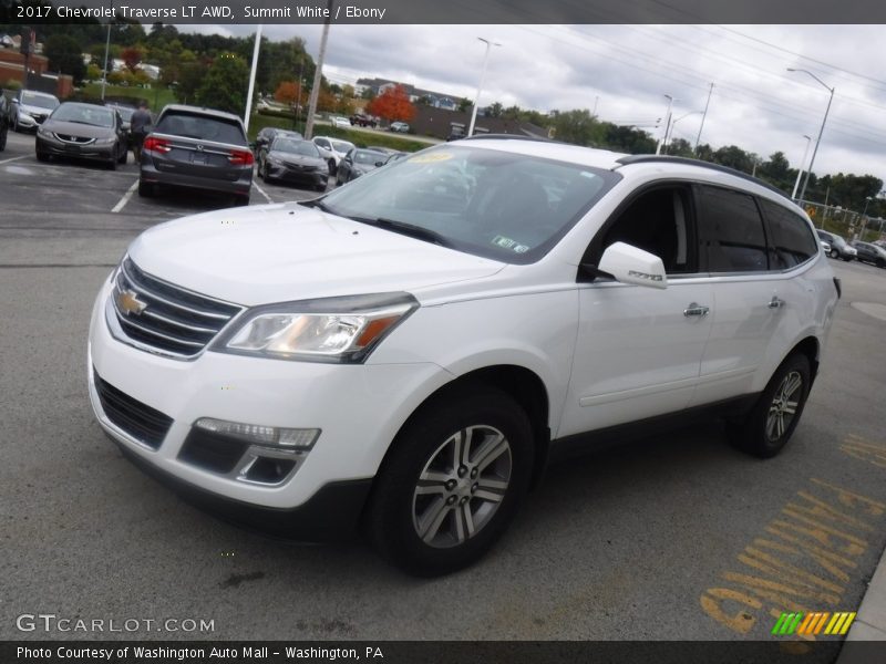 Summit White / Ebony 2017 Chevrolet Traverse LT AWD