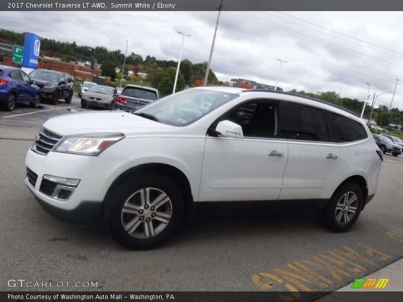 Summit White / Ebony 2017 Chevrolet Traverse LT AWD