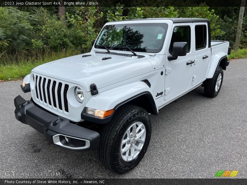 Bright White / Black 2023 Jeep Gladiator Sport 4x4