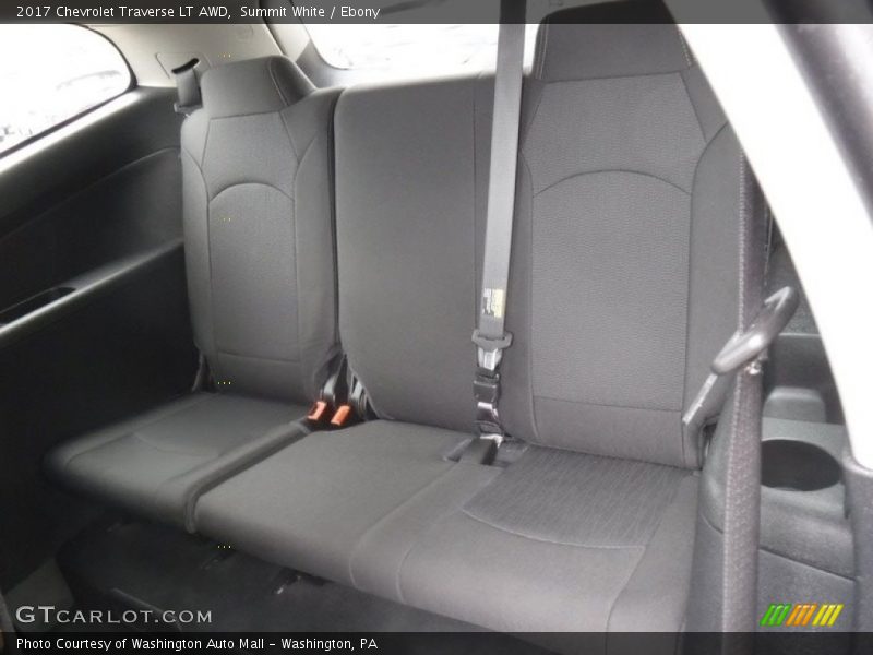 Summit White / Ebony 2017 Chevrolet Traverse LT AWD