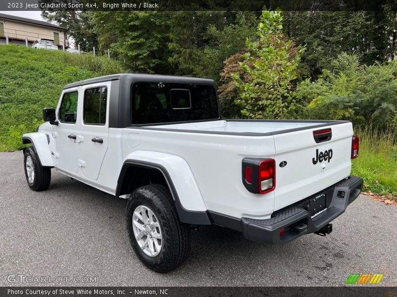 Bright White / Black 2023 Jeep Gladiator Sport 4x4