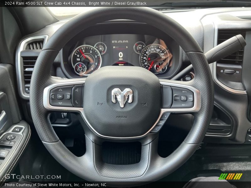 2024 4500 SLT Crew Cab 4x4 Chassis Steering Wheel