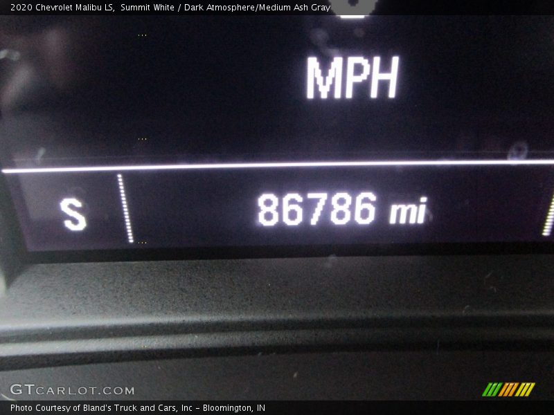 Summit White / Dark Atmosphere/Medium Ash Gray 2020 Chevrolet Malibu LS