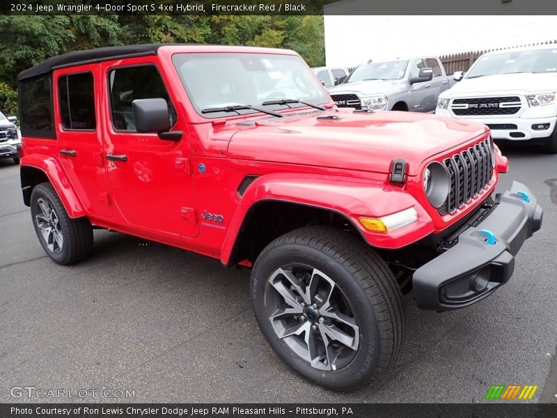Front 3/4 View of 2024 Wrangler 4-Door Sport S 4xe Hybrid