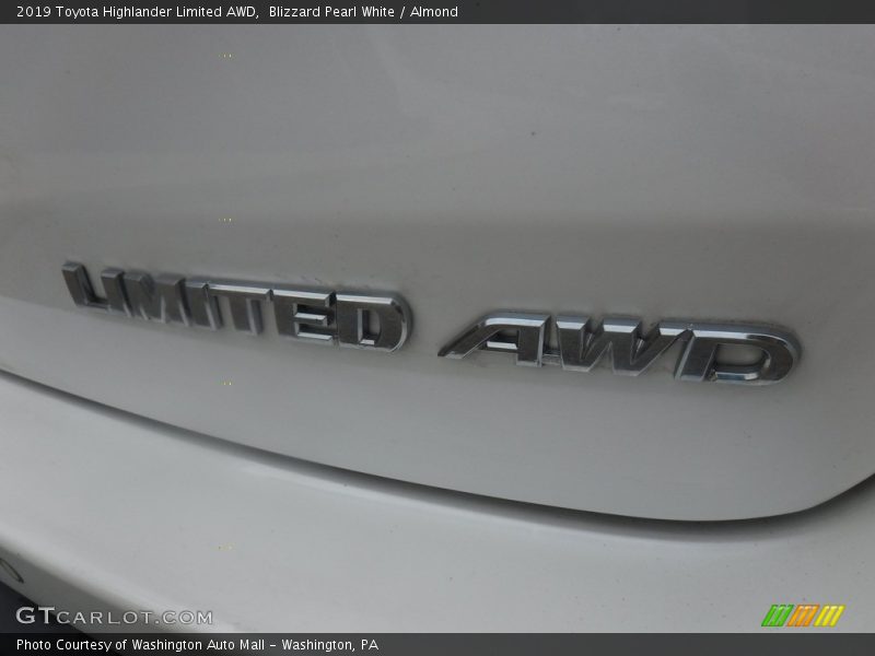 Blizzard Pearl White / Almond 2019 Toyota Highlander Limited AWD