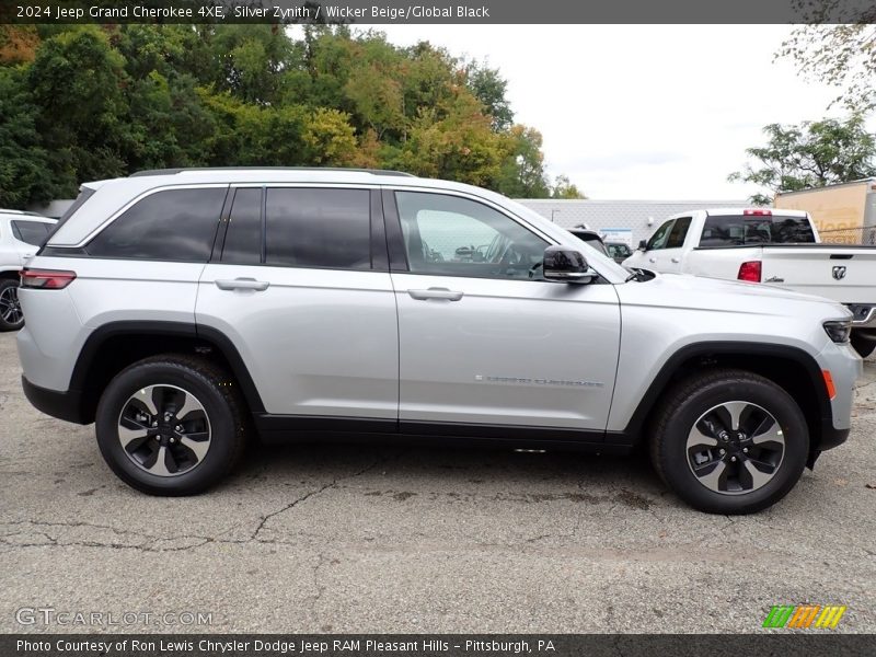  2024 Grand Cherokee 4XE Silver Zynith