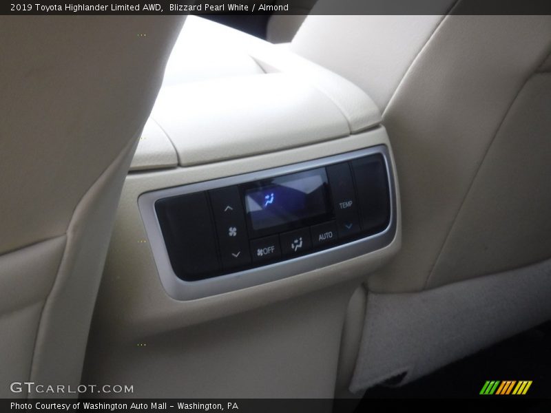 Blizzard Pearl White / Almond 2019 Toyota Highlander Limited AWD