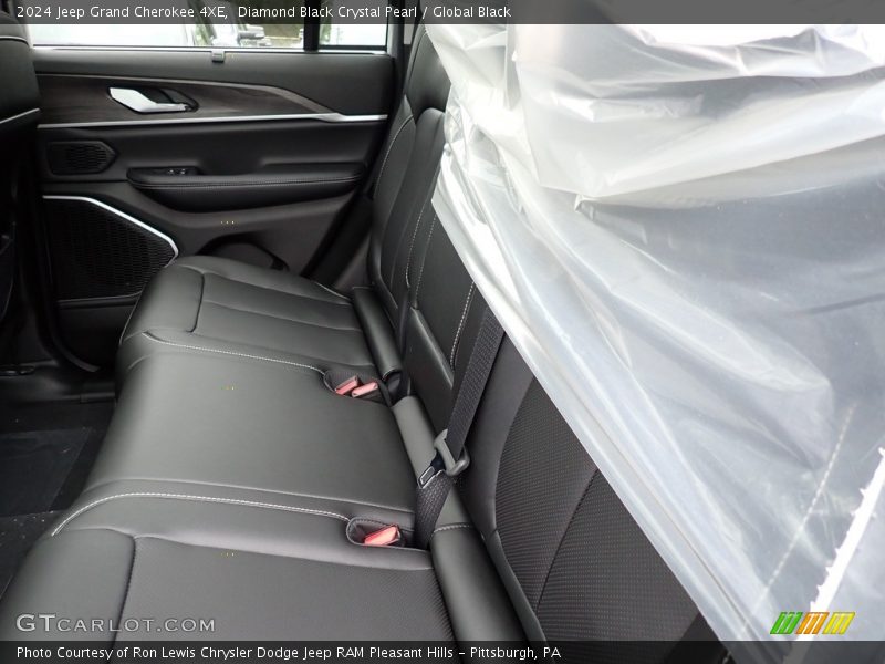Diamond Black Crystal Pearl / Global Black 2024 Jeep Grand Cherokee 4XE