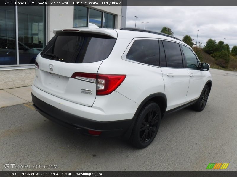 Platinum White Pearl / Black 2021 Honda Pilot Special Edition AWD