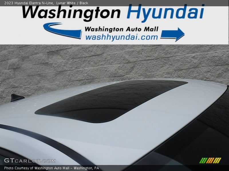 Lunar White / Black 2023 Hyundai Elantra N-Line