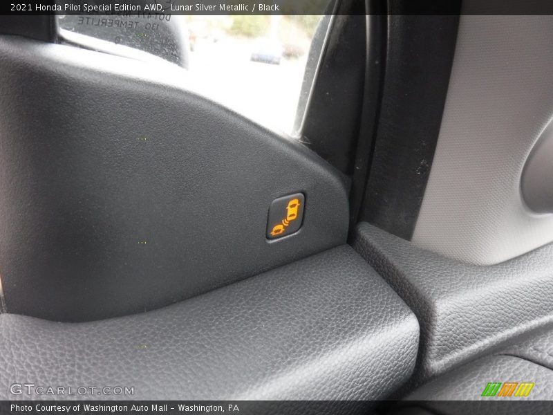 Lunar Silver Metallic / Black 2021 Honda Pilot Special Edition AWD