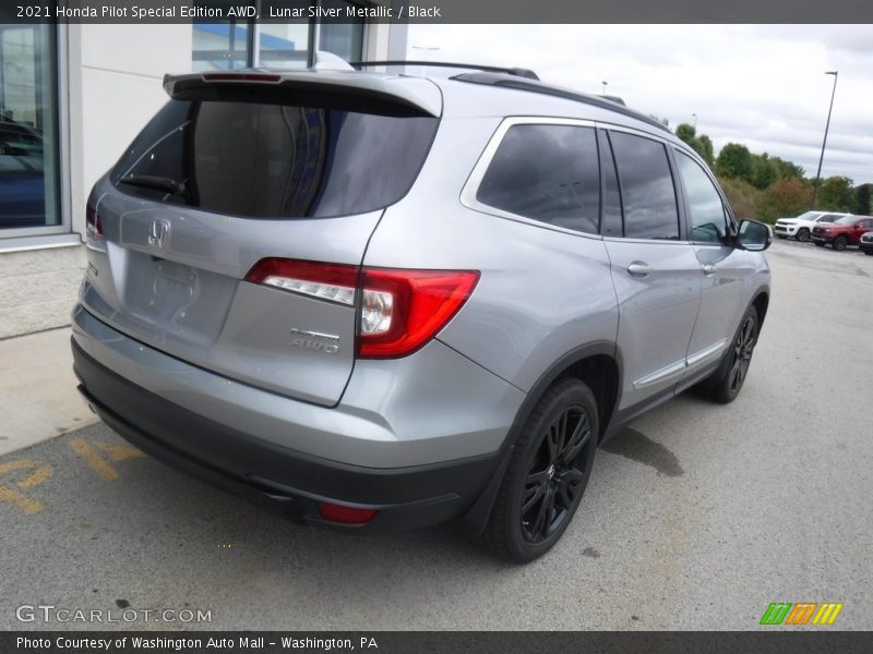 Lunar Silver Metallic / Black 2021 Honda Pilot Special Edition AWD