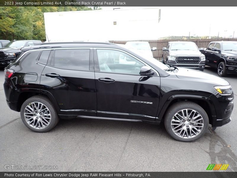  2023 Compass Limited 4x4 Diamond Black Crystal Pearl