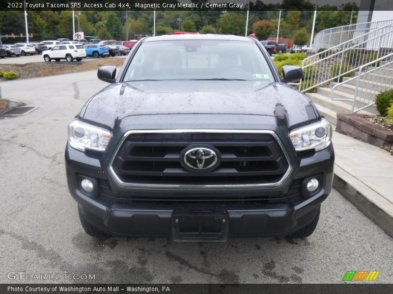 Magnetic Gray Metallic / Cement Gray 2022 Toyota Tacoma SR5 Access Cab 4x4