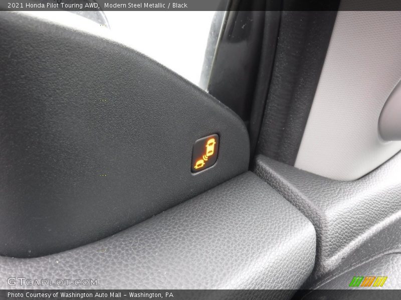 Modern Steel Metallic / Black 2021 Honda Pilot Touring AWD