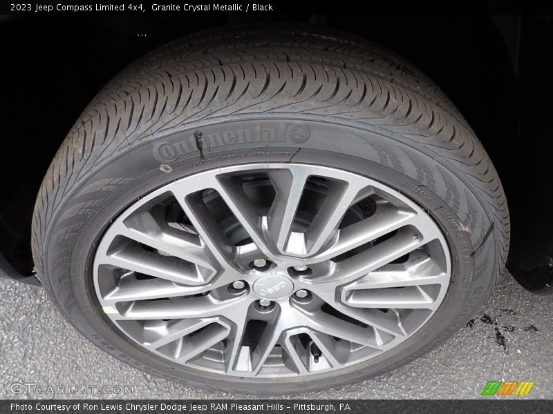 Granite Crystal Metallic / Black 2023 Jeep Compass Limited 4x4