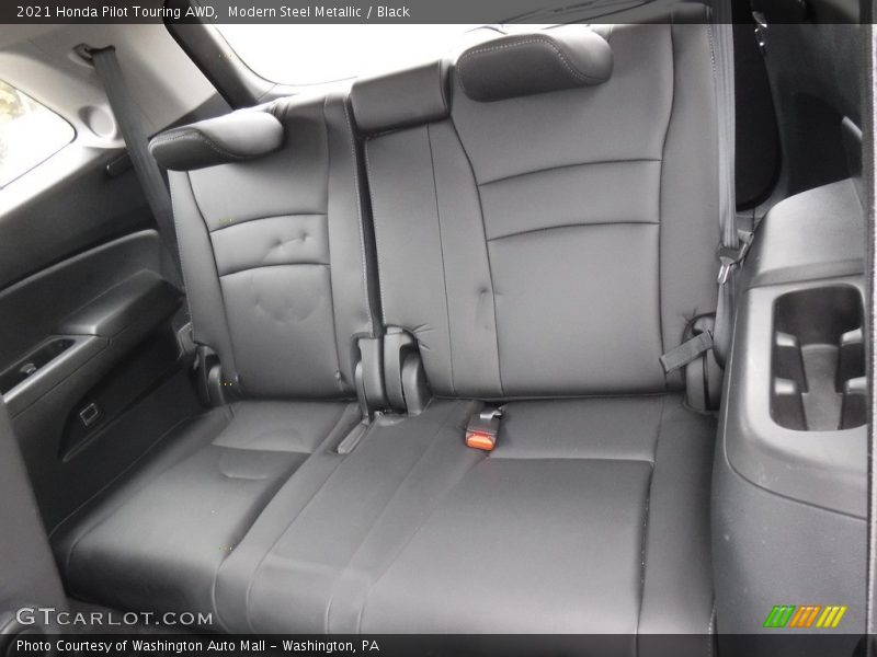 Modern Steel Metallic / Black 2021 Honda Pilot Touring AWD