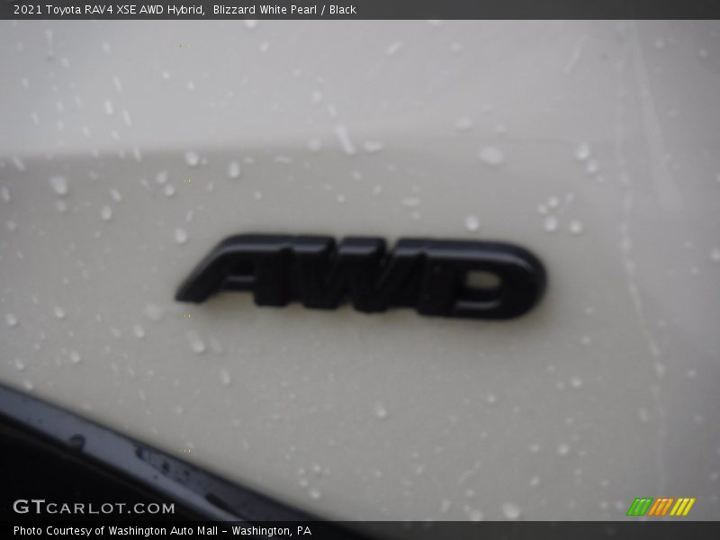 Blizzard White Pearl / Black 2021 Toyota RAV4 XSE AWD Hybrid