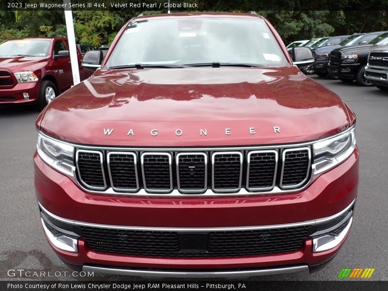 Velvet Red Pearl / Global Black 2023 Jeep Wagoneer Series III 4x4