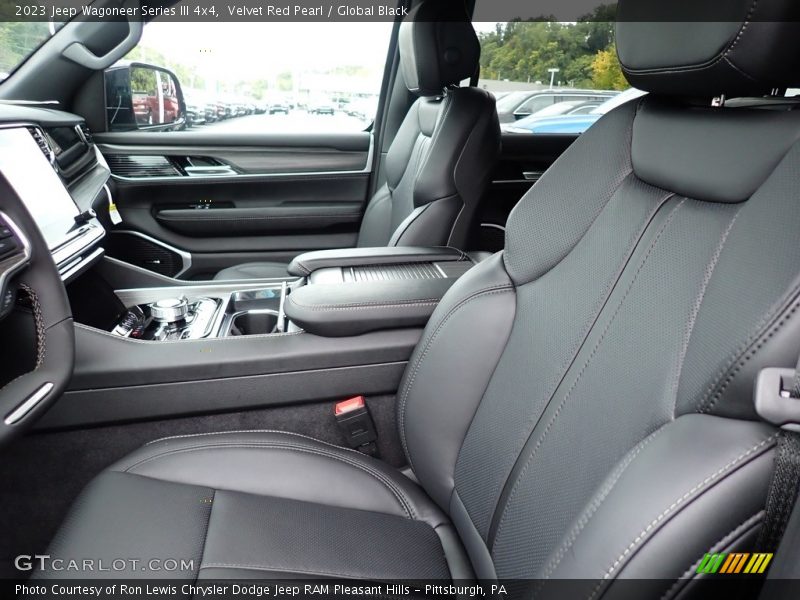 Front Seat of 2023 Wagoneer Series III 4x4