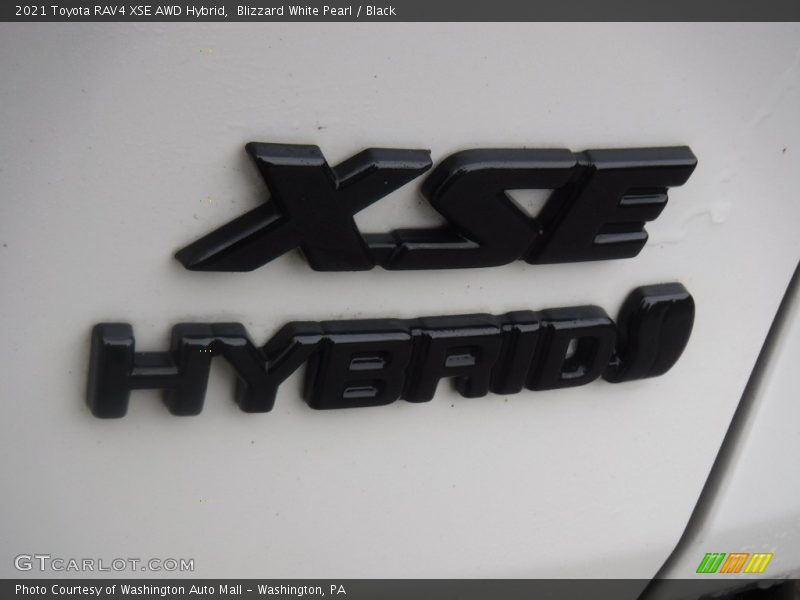Blizzard White Pearl / Black 2021 Toyota RAV4 XSE AWD Hybrid