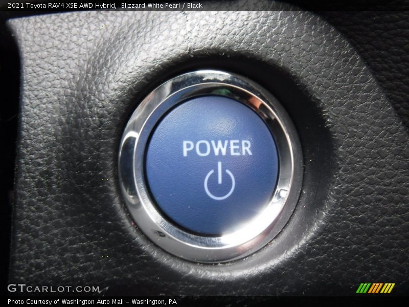 Blizzard White Pearl / Black 2021 Toyota RAV4 XSE AWD Hybrid