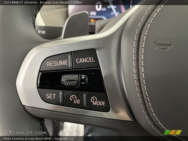  2024 X7 xDrive40i Steering Wheel