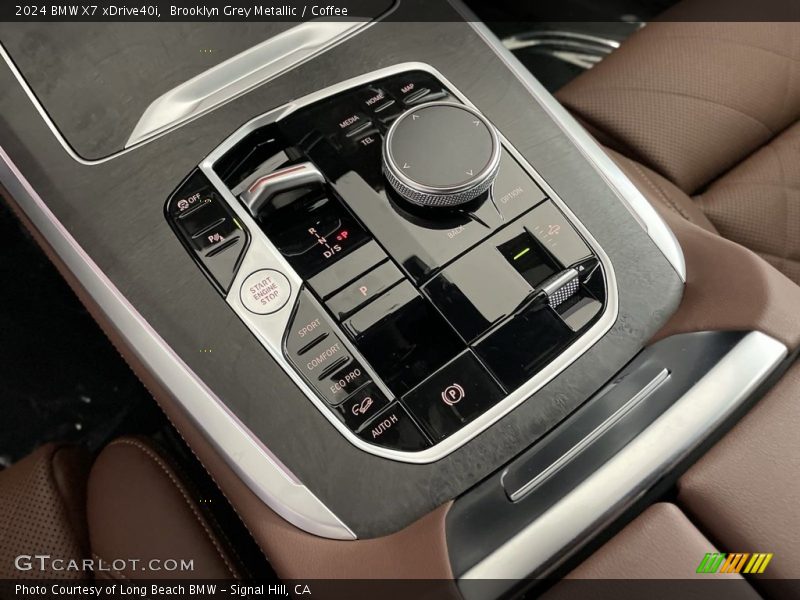  2024 X7 xDrive40i 8 Speed Automatic Shifter