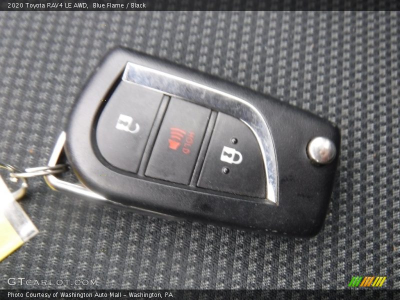 Keys of 2020 RAV4 LE AWD