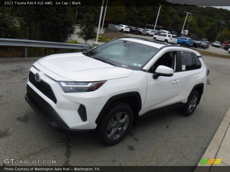 Ice Cap / Black 2023 Toyota RAV4 XLE AWD