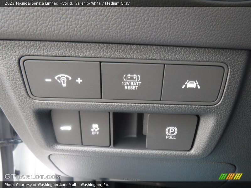 Controls of 2023 Sonata Limited Hybrid