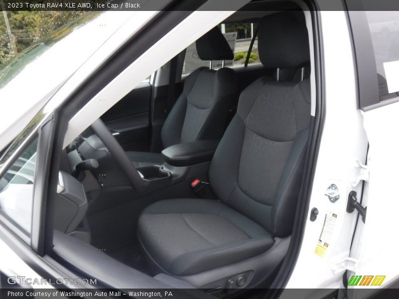 Ice Cap / Black 2023 Toyota RAV4 XLE AWD