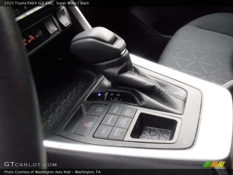  2020 RAV4 XLE AWD 8 Speed ECT-i Automatic Shifter