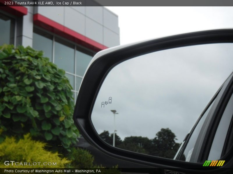 Ice Cap / Black 2023 Toyota RAV4 XLE AWD