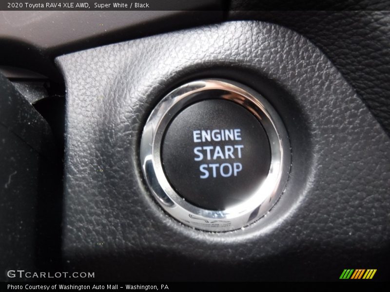 Super White / Black 2020 Toyota RAV4 XLE AWD