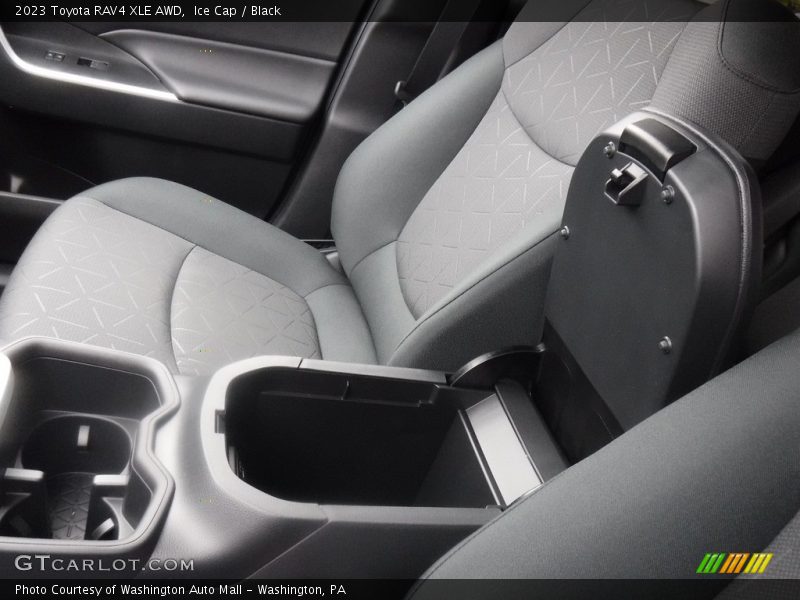 Ice Cap / Black 2023 Toyota RAV4 XLE AWD