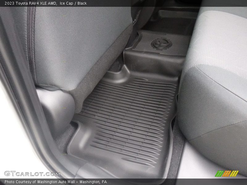 Ice Cap / Black 2023 Toyota RAV4 XLE AWD