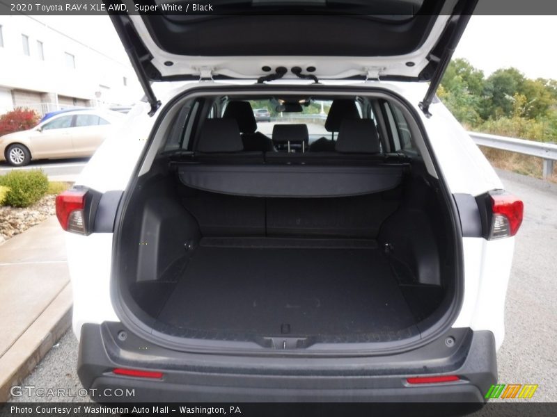  2020 RAV4 XLE AWD Trunk