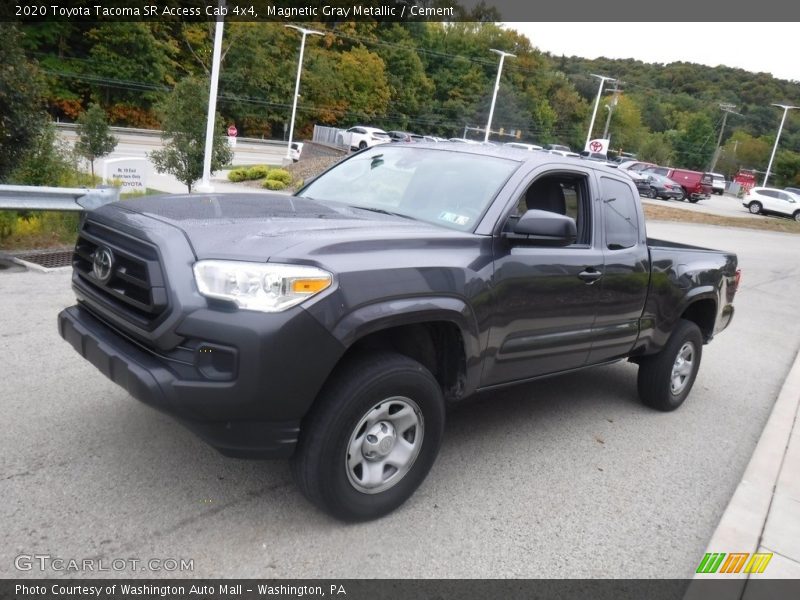 Front 3/4 View of 2020 Tacoma SR Access Cab 4x4