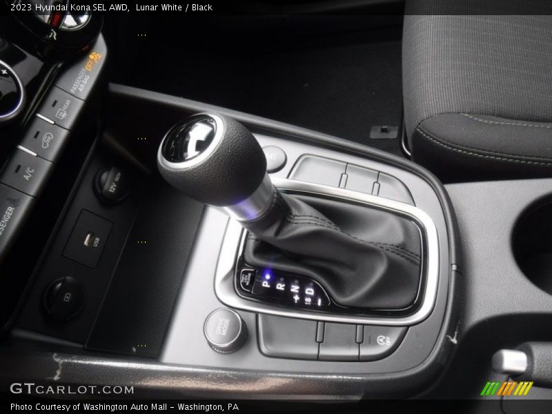 Lunar White / Black 2023 Hyundai Kona SEL AWD