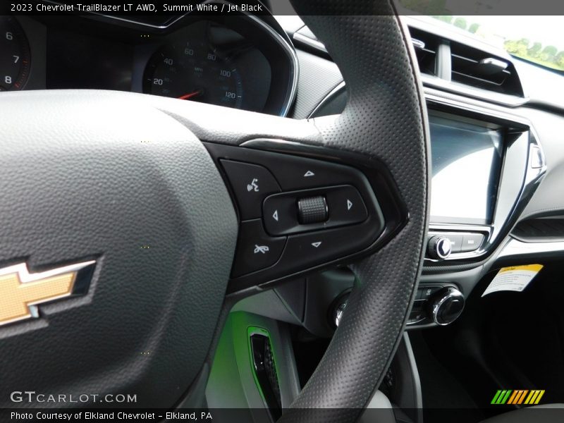 Summit White / Jet Black 2023 Chevrolet TrailBlazer LT AWD