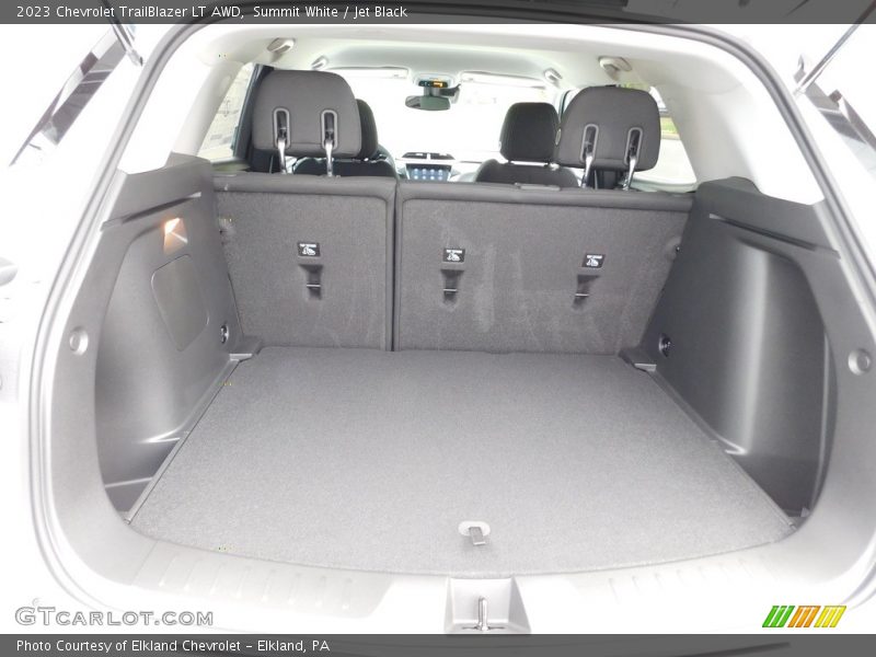 Summit White / Jet Black 2023 Chevrolet TrailBlazer LT AWD