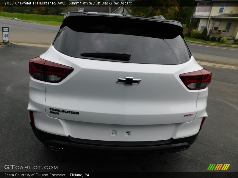 Summit White / Jet Black/Red Accent 2023 Chevrolet TrailBlazer RS AWD