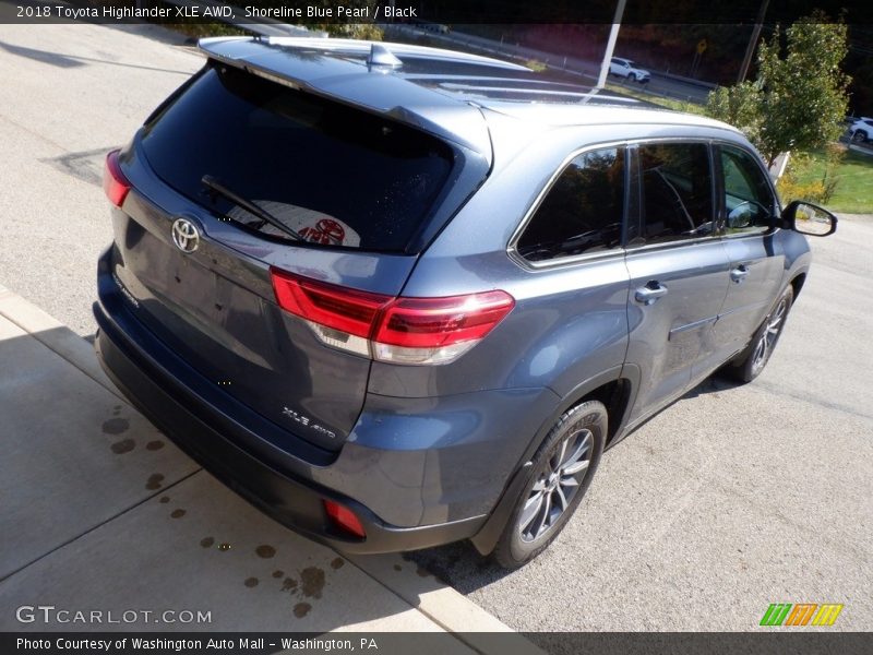 Shoreline Blue Pearl / Black 2018 Toyota Highlander XLE AWD