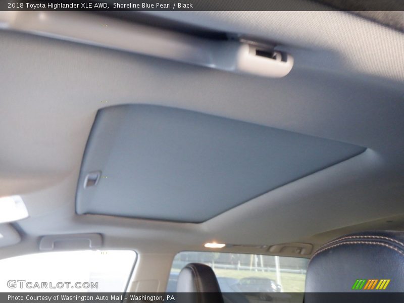 Shoreline Blue Pearl / Black 2018 Toyota Highlander XLE AWD