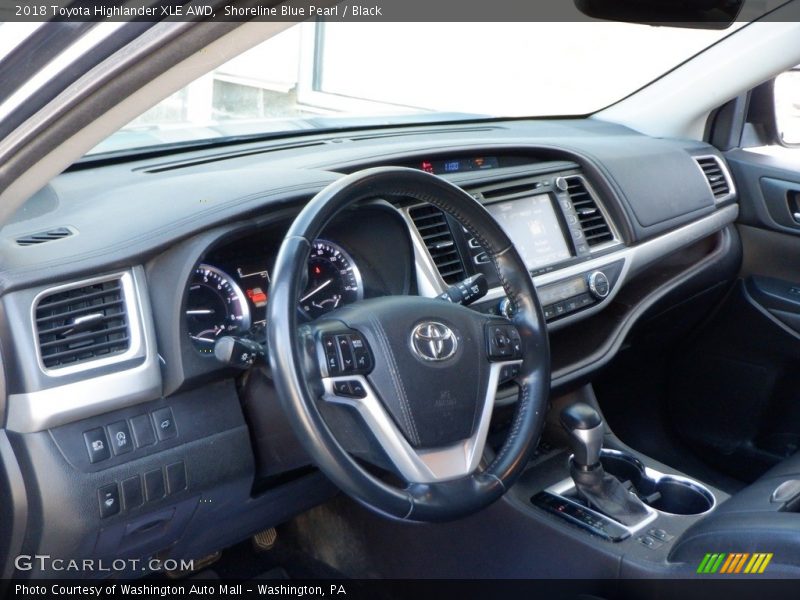 Shoreline Blue Pearl / Black 2018 Toyota Highlander XLE AWD