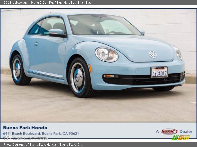 Reef Blue Metallic / Titan Black 2013 Volkswagen Beetle 2.5L