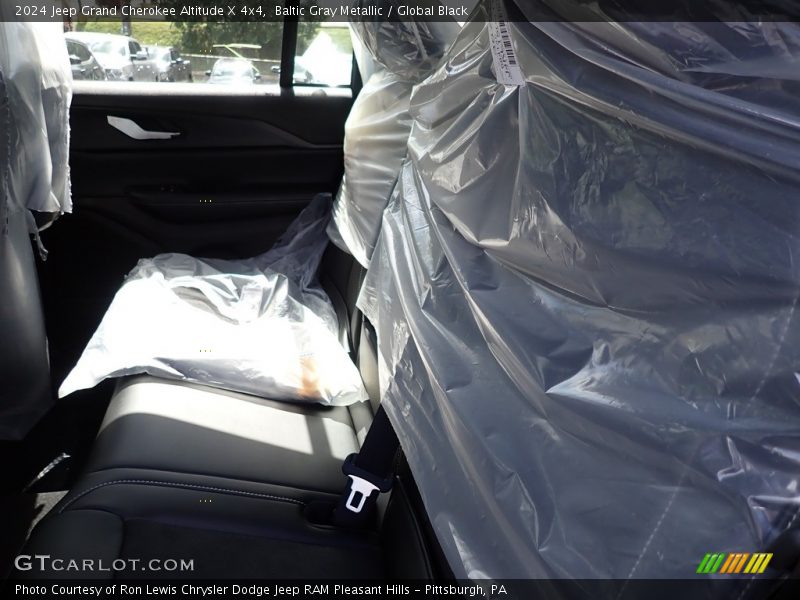 Baltic Gray Metallic / Global Black 2024 Jeep Grand Cherokee Altitude X 4x4
